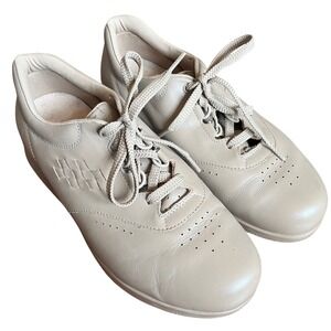 SAS Free Time Walking Shoes Womens Taupe Leather Lace Up Sneakers 8 WW